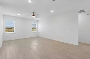 551 Day Sta Dr, Dayton, TX 77535 - Photo 6
