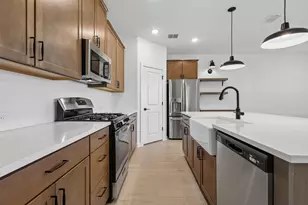 551 Day Sta Dr, Dayton, TX 77535 - Photo 4