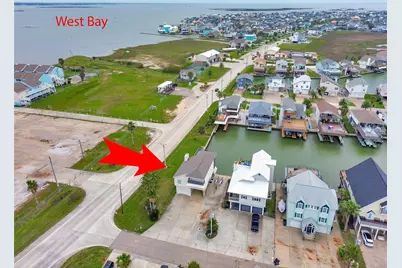 301 Commander Drive, Tiki Island, TX 77554 - Photo 32