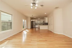 3718 Main Aspen Dr, Houston, TX 77025 - Photo 6