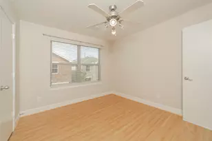 3718 Main Aspen Dr, Houston, TX 77025 - Photo 16