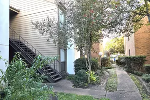 10053 Westpark Dr, Houston, TX 77042 - Photo 4