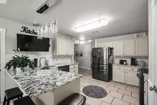 2609 Trippodo St, Dickinson, TX 77539 - Photo 10