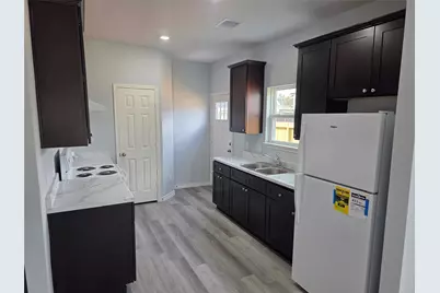 204 Dipping Stream Street, Houston, TX 77076 - Photo 4