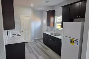 204 Dipping Strm St, Houston, TX 77076 - Photo 4