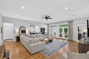 1722 Chippendale Rd, Houston, TX 77018 - Photo 4