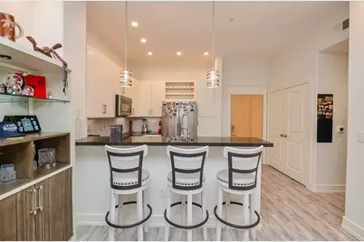 1901 Post Oak Boulevard #1501, Houston, TX 77056 - Photo 6