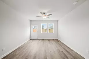1116 Independence Ave, Bay City, TX 77414 - Photo 8