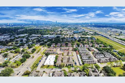 10075 Westpark Drive #42, Houston, TX 77042 - Photo 16