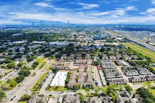 10075 Westpark Dr, Houston, TX 77042 - Photo 16