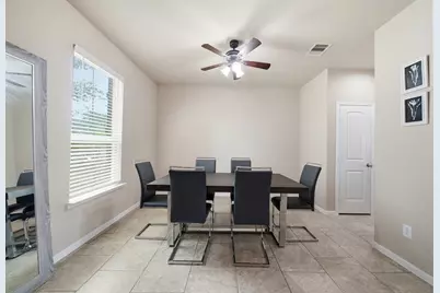 342 Kendall Crest Drive, Alvin, TX 77511 - Photo 8