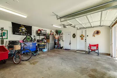 102 W Bronco Bend Street, Angleton, TX 77515 - Photo 40