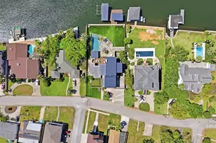 1721 Bayou Shore Dr, Galveston, TX 77551 - Photo 46