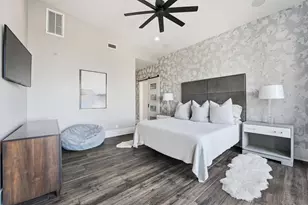1721 Bayou Shore Dr, Galveston, TX 77551 - Photo 12