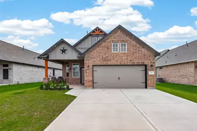 126 Peachleaf Court, Anahuac, TX 77514 - Photo 1