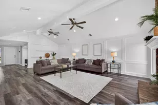 3931 Pleasant Valley Dr, Missouri City, TX 77459 - Photo 8