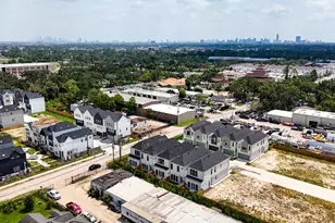 8416 Pech Landing Dr, Houston, TX 77055 - Photo 46