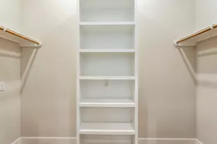 8416 Pech Landing Dr, Houston, TX 77055 - Photo 32