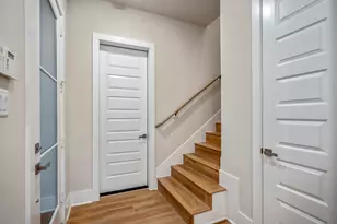 8416 Pech Landing Dr, Houston, TX 77055 - Photo 8