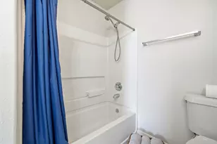 1015 Santa Fe Ct, Rosenberg, TX 77471 - Photo 18