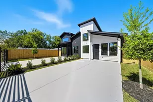 5029 Van Fleet St, Houston, TX 77033 - Photo 2