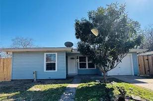 2921 Tarpey Ave, Texas City, TX 77590 - Photo 1