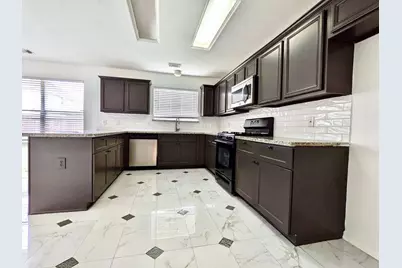 6919 Bear Oaks Drive, Houston, TX 77083 - Photo 4