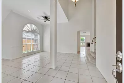 14010 Hazel Ridge Court, Houston, TX 77062 - Photo 4
