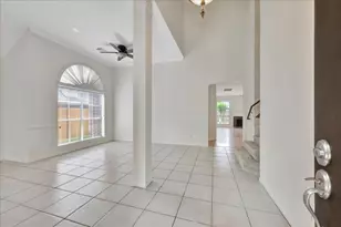 14010 Hazel Ridge Ct, Houston, TX 77062 - Photo 4