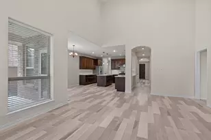 187 N Vershire Cir, The Woodlands, TX 77354 - Photo 18