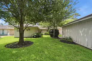 10822 Lasso Ln, Houston, TX 77079 - Photo 34