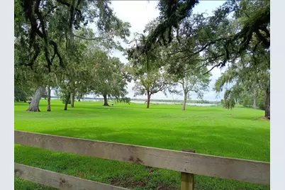 000 Brahman, Angleton, TX 77515 - Photo 2
