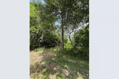 3905 Avenue G 1/2, Santa Fe, TX 77510 - Photo 4