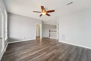 305 Harbor Cir, Montgomery, TX 77356 - Photo 18
