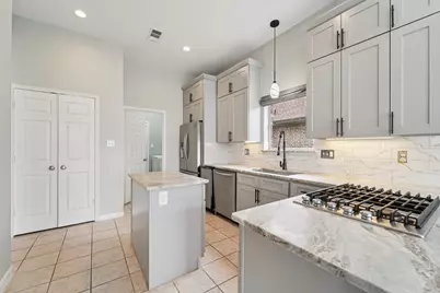 305 Harbor Circle, Montgomery, TX 77356 - Photo 12