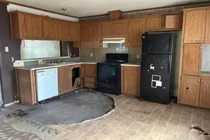 272 Lakewood Dr, Trinity, TX 75862 - Photo 8