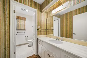 7914 Windswept Ln, Houston, TX 77063 - Photo 20