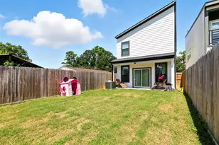 7711 Willow St, Houston, TX 77088 - Photo 26