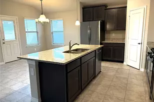 610 Legrand St, Brenham, TX 77833 - Photo 8