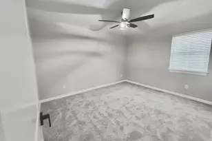 704 N Mc Nair, Navasota, TX 77868 - Photo 18