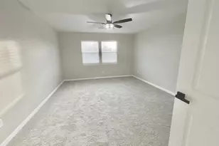 704 N Mc Nair, Navasota, TX 77868 - Photo 16