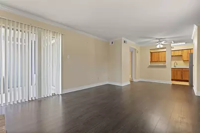 18511 Egret Bay Boulevard #614, Webster, TX 77058 - Photo 4