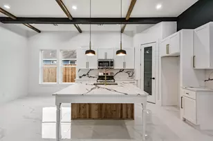 613 Melbourne St, Houston, TX 77022 - Photo 10