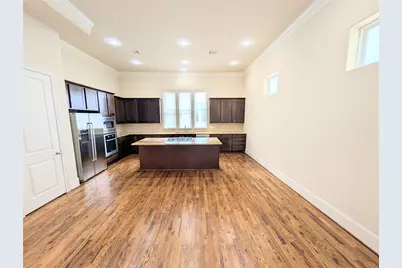 226 E 28th Street, Houston, TX 77008 - Photo 8