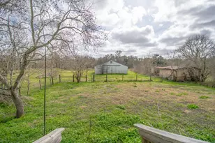 2801 County Rd 444, Angleton, TX 77515 - Photo 22