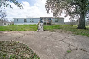 2801 County Rd 444, Angleton, TX 77515 - Photo 2