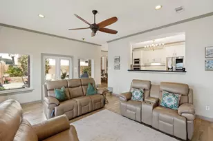 7312 Offats Point Cir, Galveston, TX 77551 - Photo 10