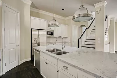 5713 Rose Street #C, Houston, TX 77007 - Photo 12