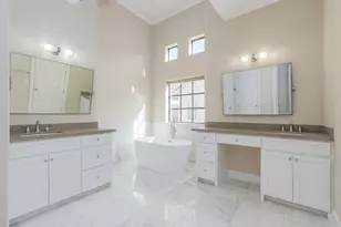 5713 Rose St, Houston, TX 77007 - Photo 16