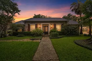 2026 Briargreen Dr, Houston, TX 77077 - Photo 2